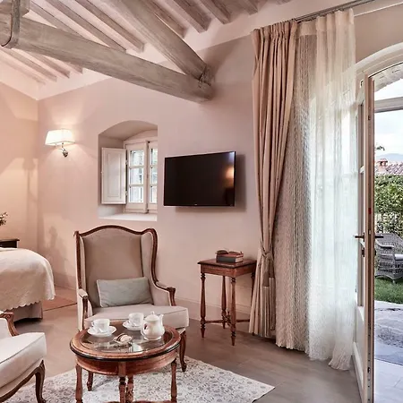 Hotel Di Piazzano - Small Luxury Of The World