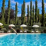 Di Piazzano - Small Luxury Of The World מלון