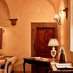 Di Piazzano - Small Luxury Of The World קורטונה