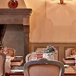 מלון Di Piazzano - Small Luxury Of The World קורטונה