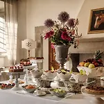 Di Piazzano - Small Luxury Of The World מלון