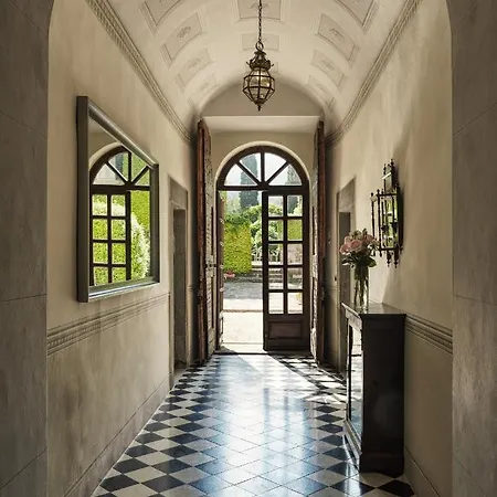 Szálloda Di Piazzano - Small Luxury Of The World