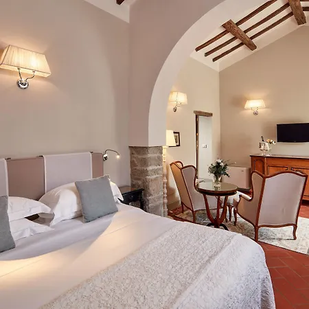 ホテル Di Piazzano - Small Luxury Of The World 5*