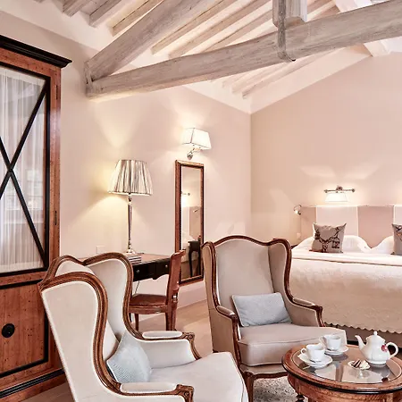 Di Piazzano - Small Luxury Of The World ホテル コルトーナ