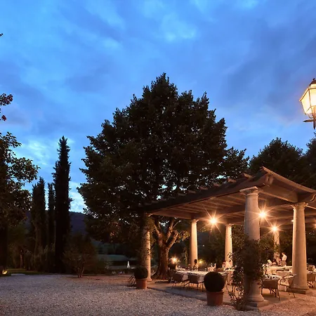 Di Piazzano - Small Luxury Of The World コルトーナ