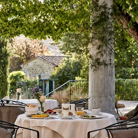 ホテル Di Piazzano - Small Luxury Of The World